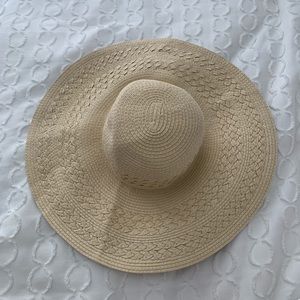 Altar’d State Straw Beach Hat